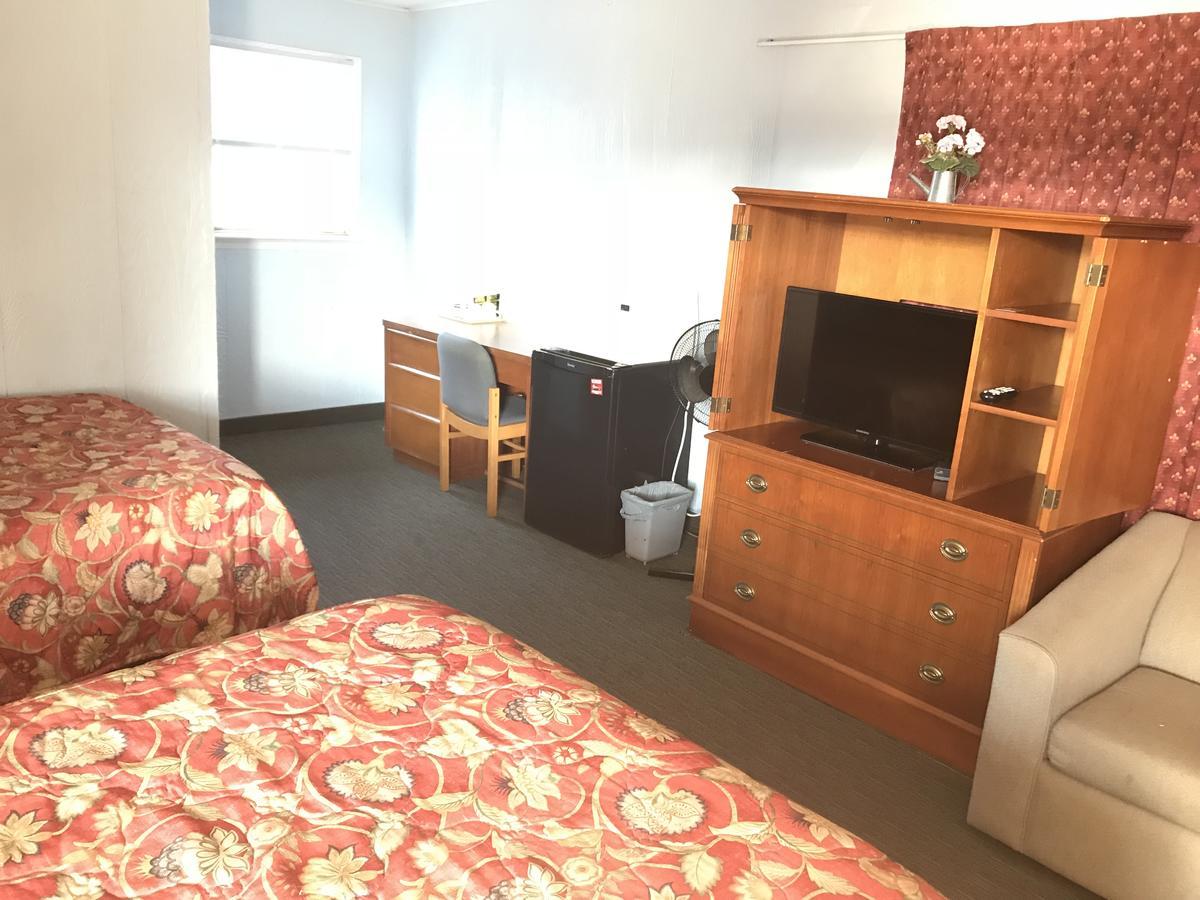 All Seasons Motel Порт Елгин Екстериор снимка